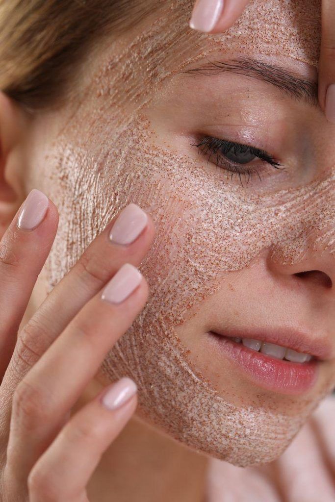 FACE SCRUB
